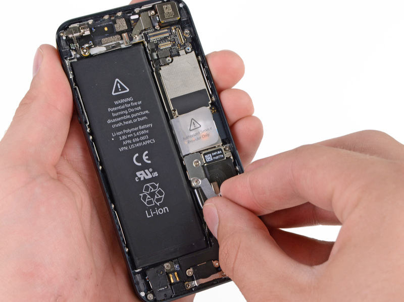 Замена аккумулятора iPhone 6s Plus